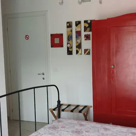 Domus Antiqua Bed & Breakfast